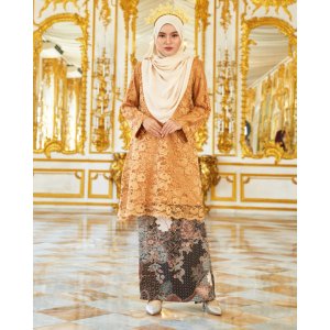 Baju Kurung Lace Batik Alexa - Fawn Beige